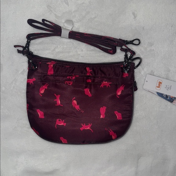 lug Swivel Convertible Crossbody with RFID Protection - Picture 4 of 11